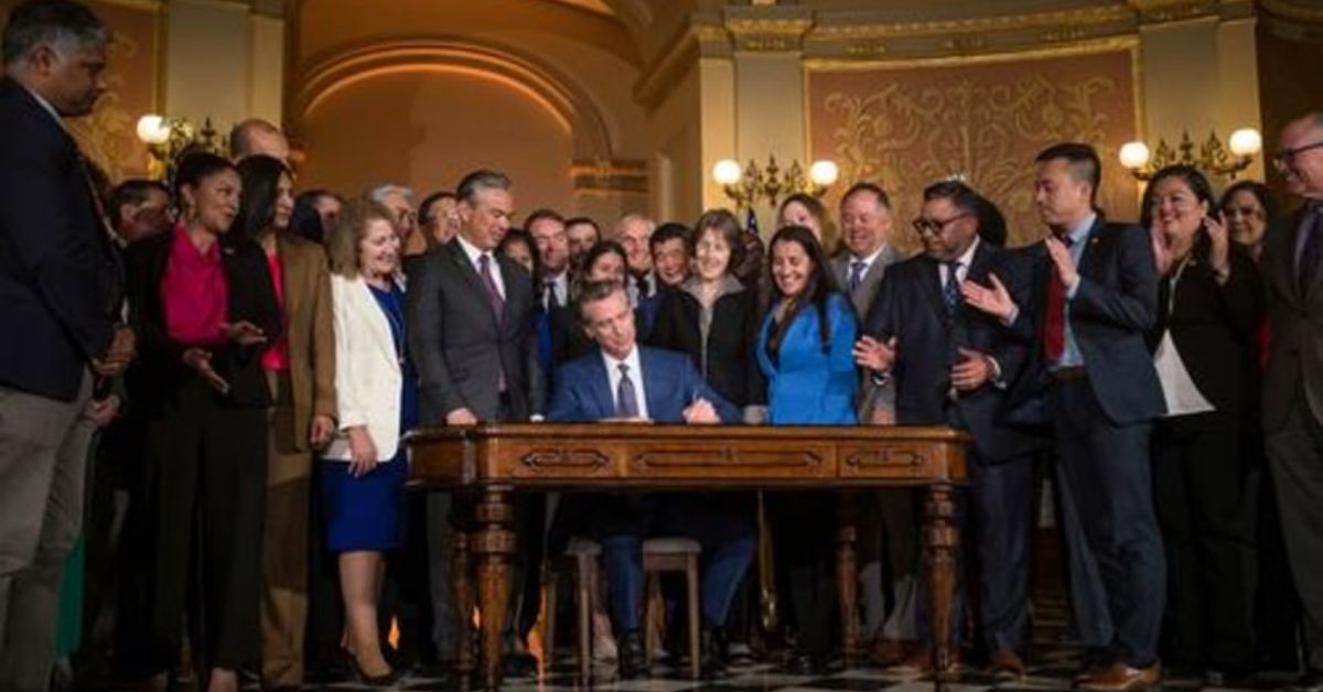 California Governor Signs Bill Giving Energy Commission