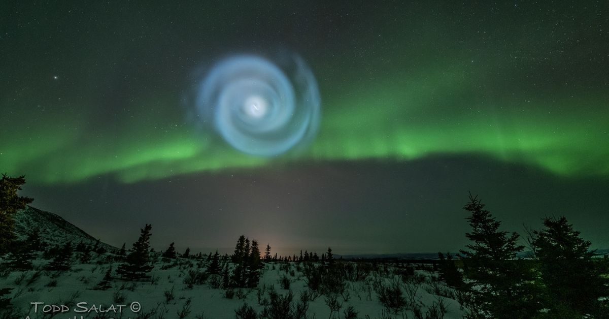 Northern Lights in Alaska Sky (1)