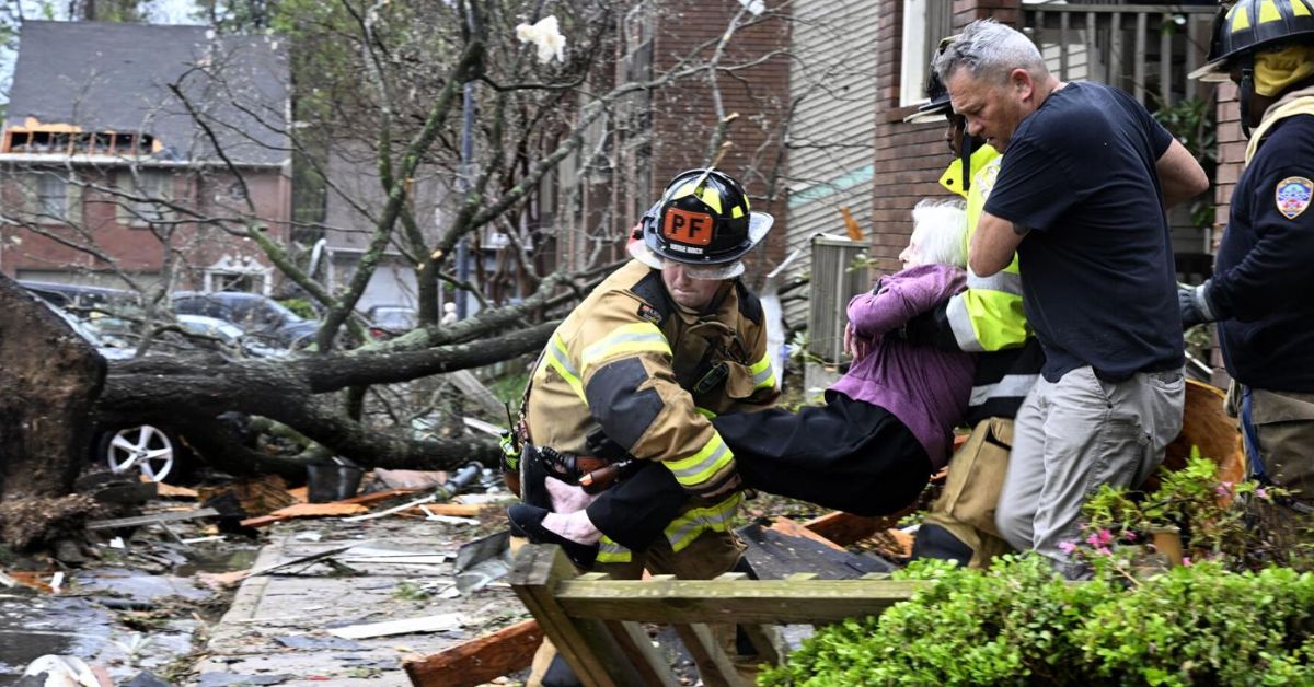22 Killed And Dozens Hospitalized After Violent Storms