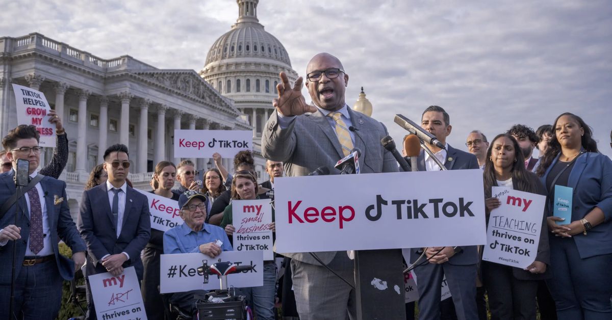 Tiktok Lawmakers Defend App's Voter Reach