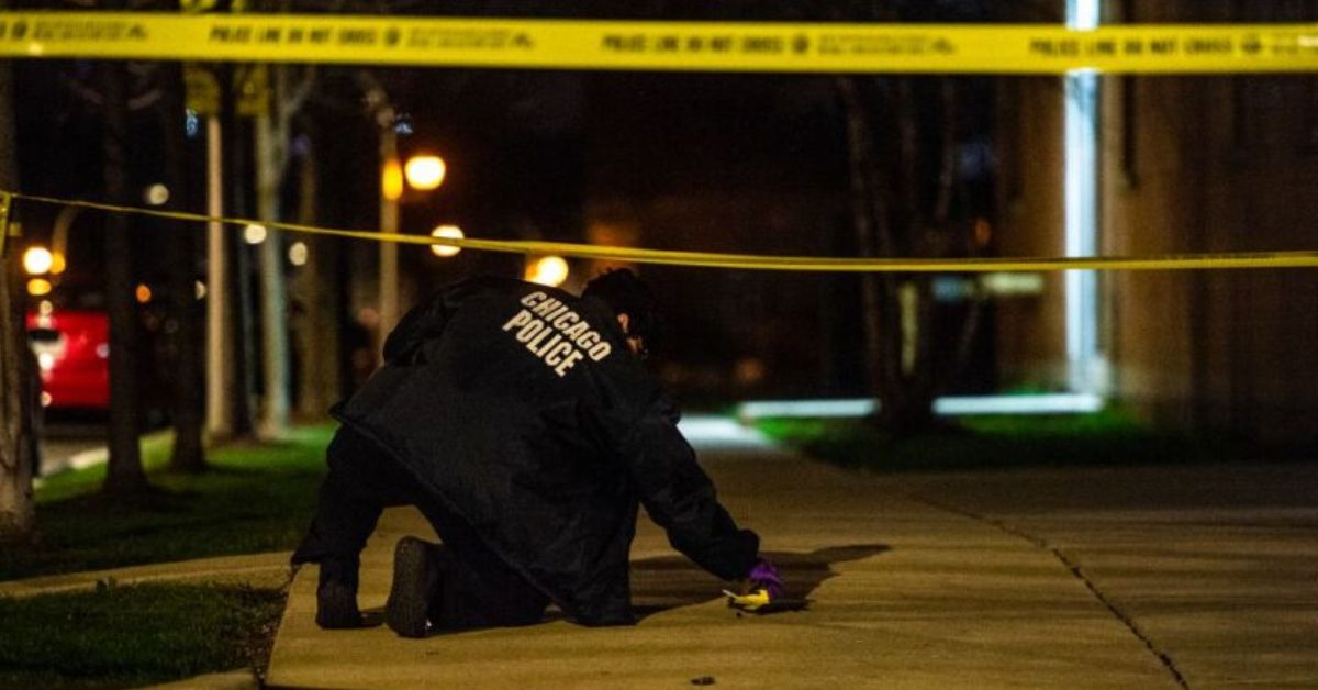 Nightmarish Shooting in St. Louis Leaves 1 Juvenile Dead and 9 Injured (1)