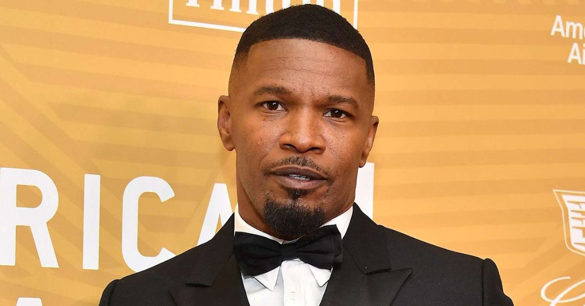 Jamie Foxx Spotted Waving on Boat Following Health Issue