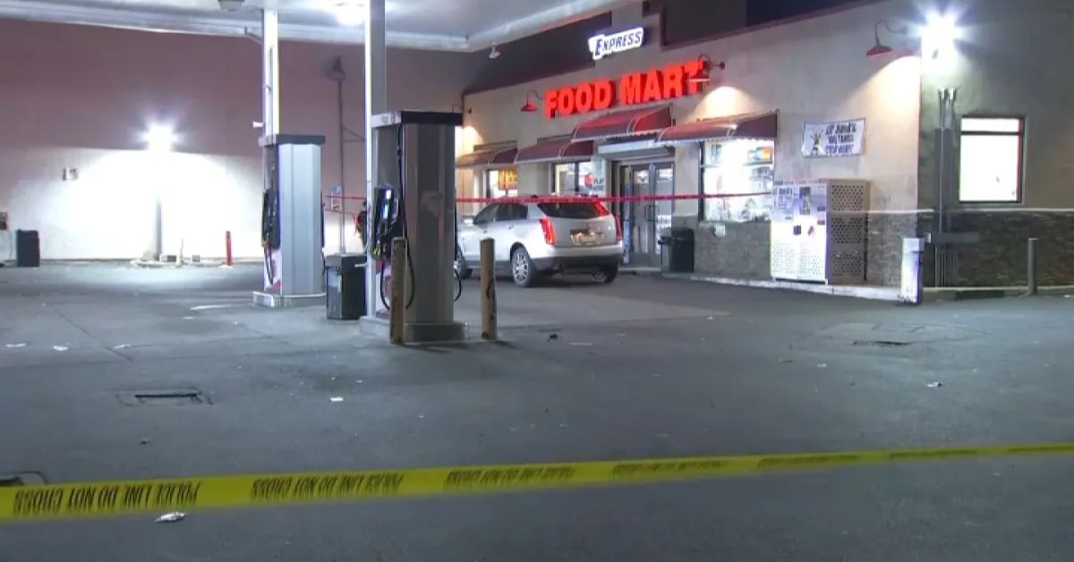 Triple Shooting at a Mini-mart in Frankford
